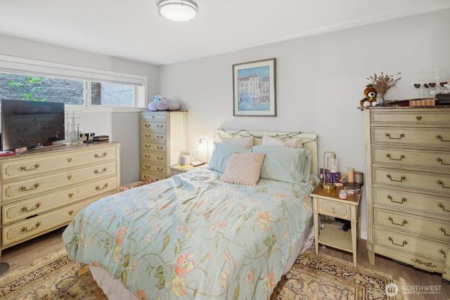 2362 Franklin Avenue E, Seattle, WA 98102