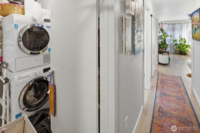 2362 Franklin Avenue E, Seattle, WA 98102