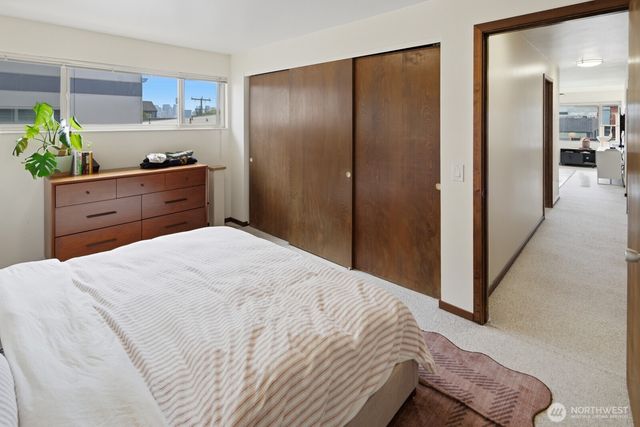 2362 Franklin Avenue E, Seattle, WA 98102