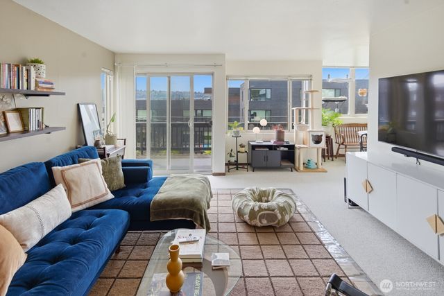 2362 Franklin Avenue E, Seattle, WA 98102