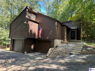 120 Woods Court, Elizabethtown, KY 42701