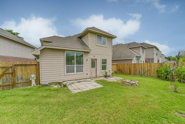 9334 Valley Tree Lane, Houston, TX 77089