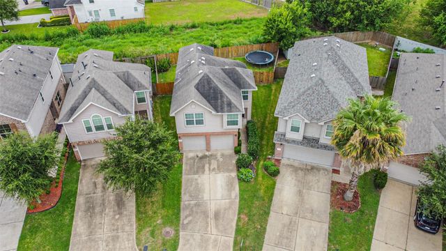 9334 Valley Tree Lane, Houston, TX 77089