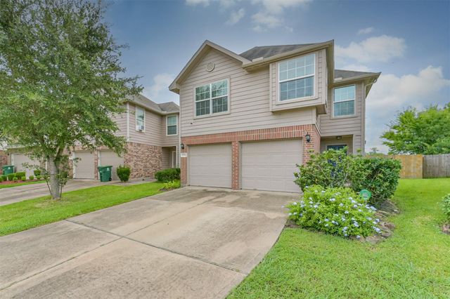 9334 Valley Tree Lane, Houston, TX 77089