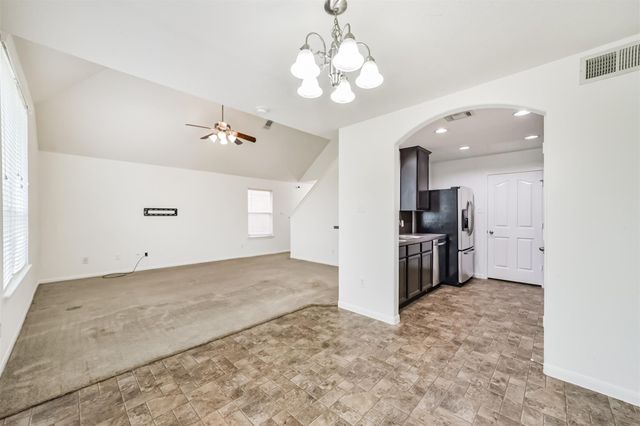 9334 Valley Tree Lane, Houston, TX 77089