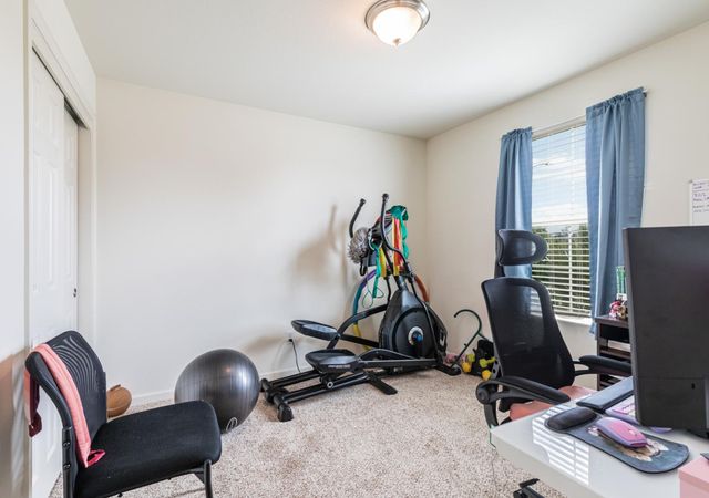 1563 Joy, Clovis, CA 93619