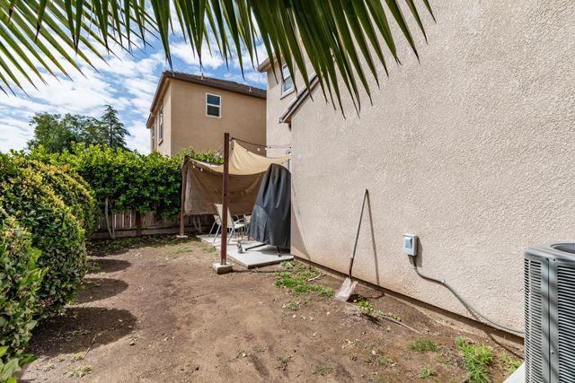 1563 Joy, Clovis, CA 93619