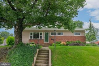8600 SADDLER, Parkville, MD 21234