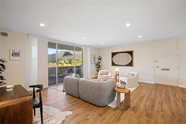 2313 Rosecrest Drive 9, Glendale, CA 91208