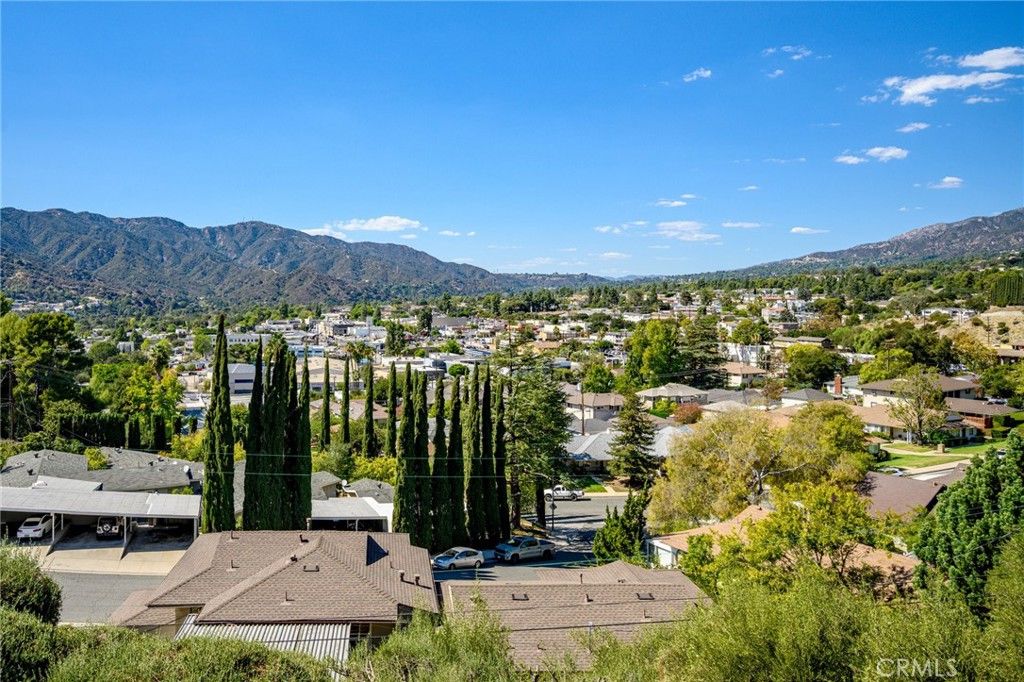 2313 Rosecrest Drive 9, Glendale, CA 91208 — photo 3