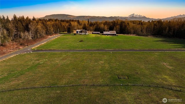 1379 Ten Mile Road, Everson, WA 98247