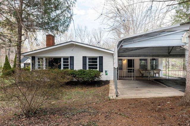 440 LAKE DR, Crimora, VA 24431