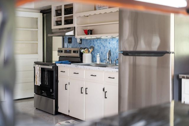 440 LAKE DR, Crimora, VA 24431