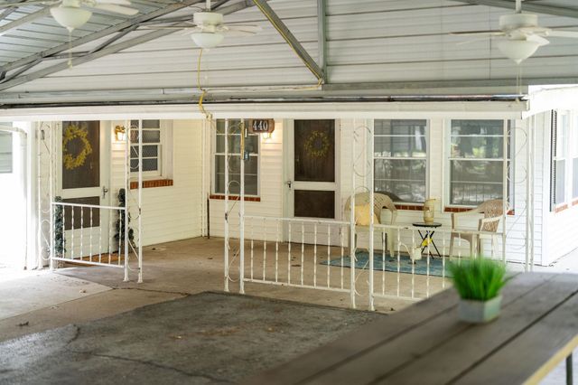 440 LAKE DR, Crimora, VA 24431