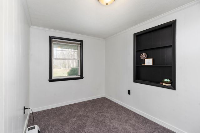 440 LAKE DR, Crimora, VA 24431