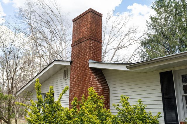 440 LAKE DR, Crimora, VA 24431