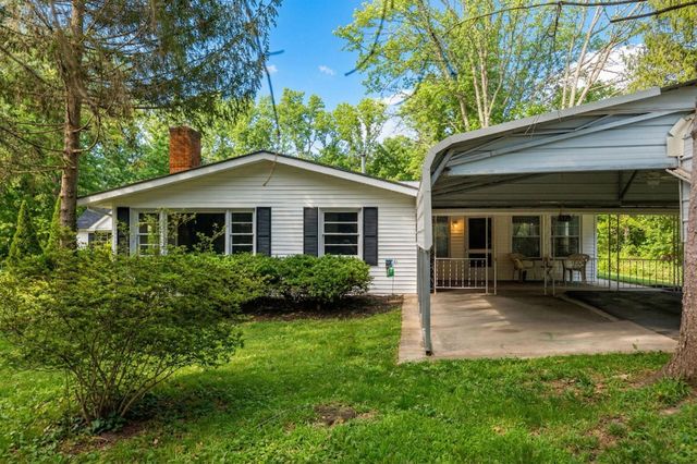 440 LAKE DR, Crimora, VA 24431