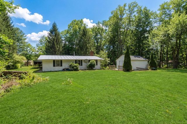 440 LAKE DR, Crimora, VA 24431