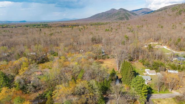 440 LAKE DR, Crimora, VA 24431