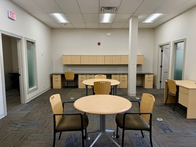 1550 Maple Avenue E, Lisle, IL 60532