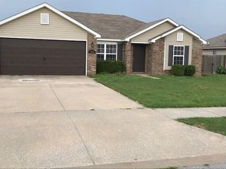 5306 SW Regent Road, Bentonville, AR 72713