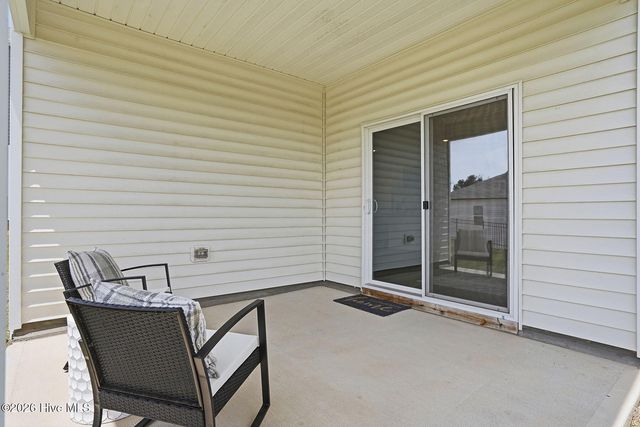 51 Coffee Tree Circle, Clayton, NC 27527