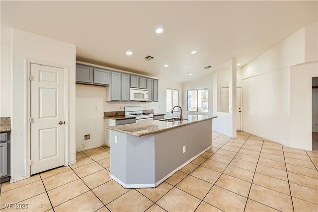 5737 Royal Sands Street, North Las Vegas, NV 89031