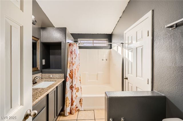 5737 Royal Sands Street, North Las Vegas, NV 89031