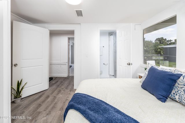 10320 DRIFTWOOD Road, Jacksonville, FL 32246