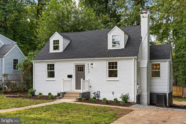 6932 CHESTNUT AVE, Falls Church, VA 22042