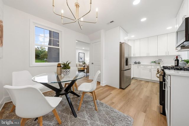 6932 CHESTNUT AVE, Falls Church, VA 22042