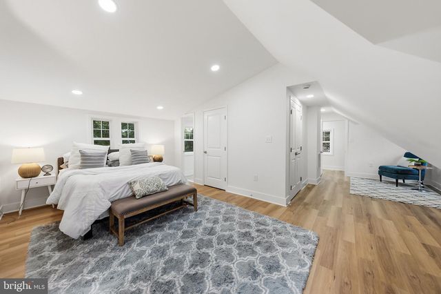 6932 CHESTNUT AVE, Falls Church, VA 22042