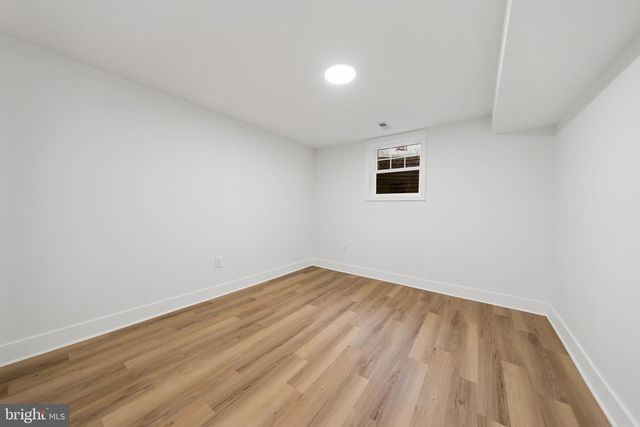 6932 CHESTNUT AVE, Falls Church, VA 22042
