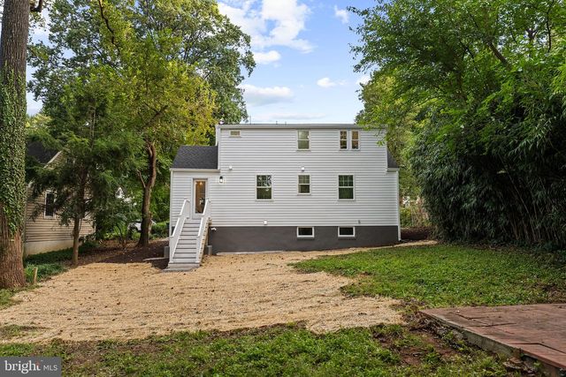 6932 CHESTNUT AVE, Falls Church, VA 22042
