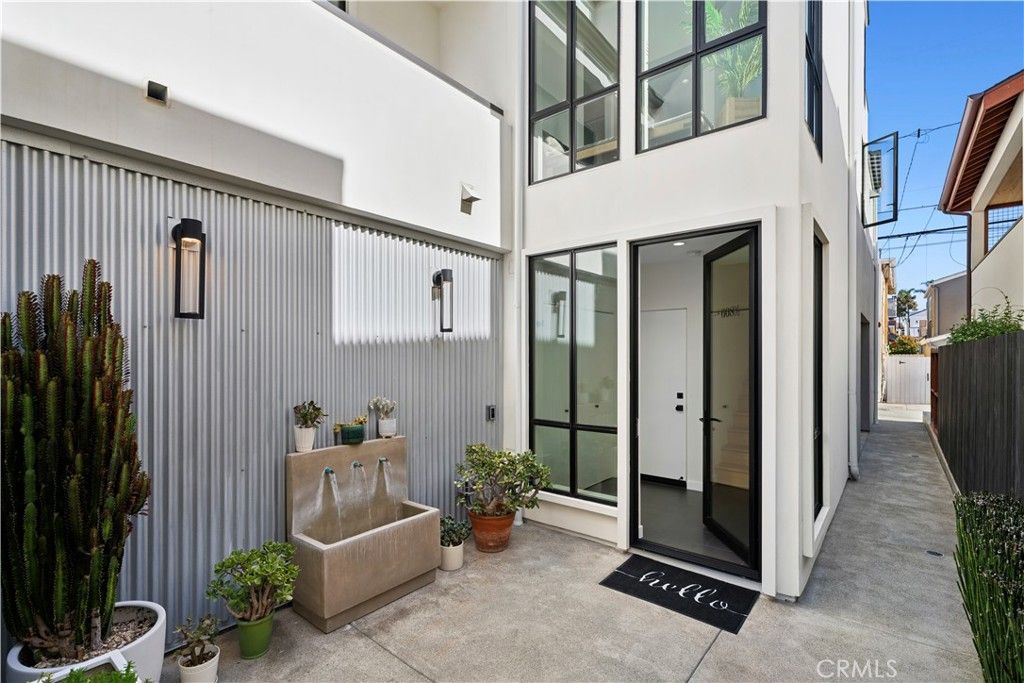 608 1/2 Orchid, Corona Del Mar, CA 92625 — photo 3