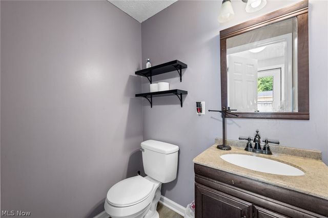 7390 Willow Run Drive, Mentor, OH 44060