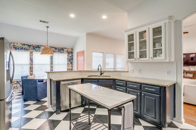 7732 Bridlewood Court, North Richland Hills, TX 76182