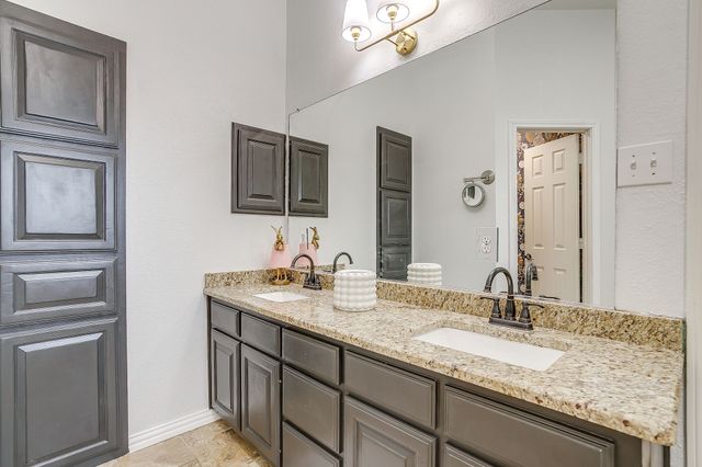 7732 Bridlewood Court, North Richland Hills, TX 76182