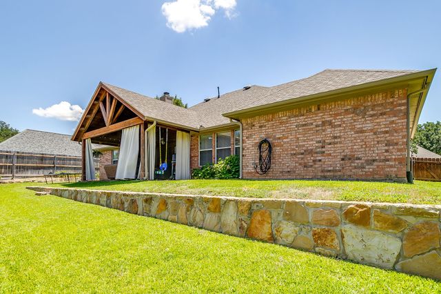 7732 Bridlewood Court, North Richland Hills, TX 76182