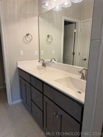 3408 W Norman Place, Broken Arrow, OK 74012