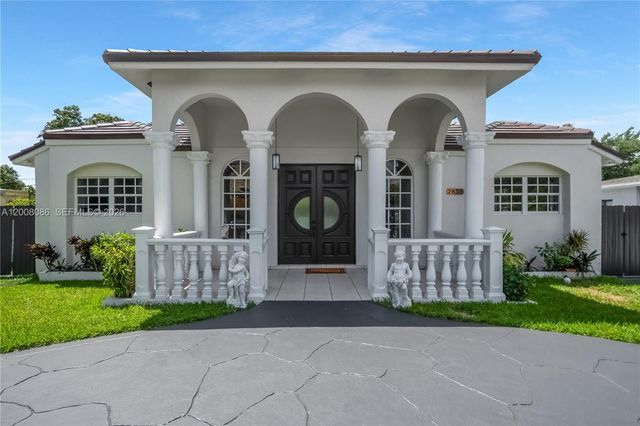 2850 NW 5th St, Miami, FL 33125