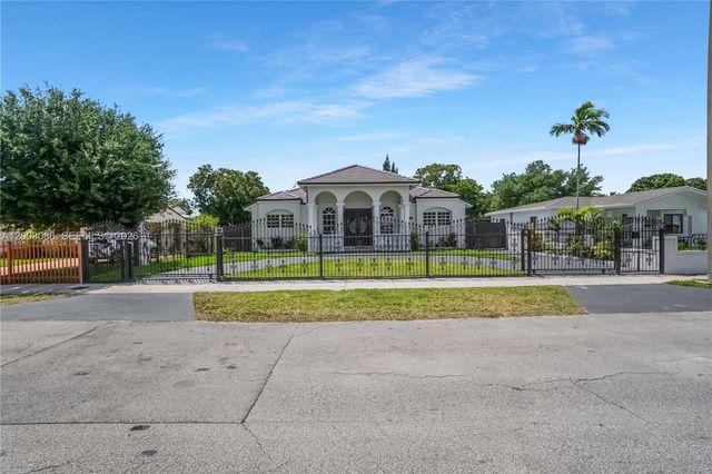 2850 NW 5th St, Miami, FL 33125