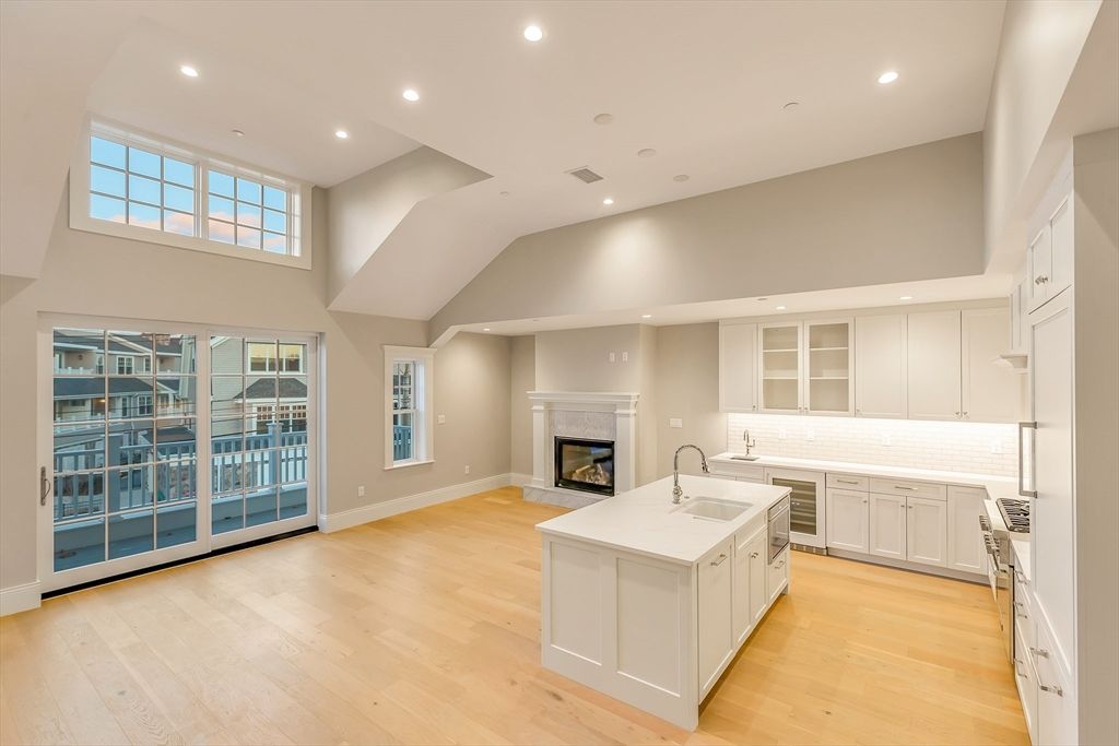 87 Elm Street 322, Cohasset, MA 02025