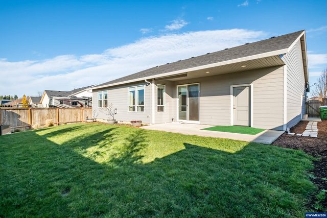 551 SE Arbor St, Sublimity, OR 97385