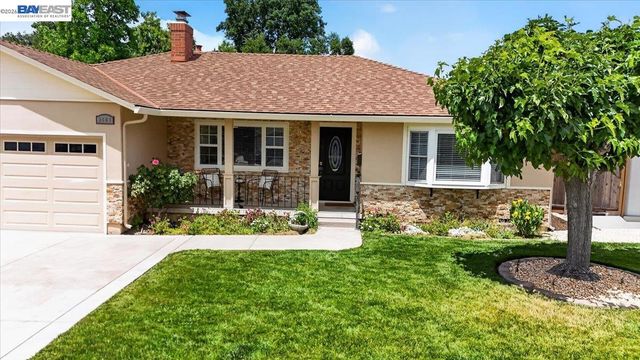 3668 Oregon Way, Livermore, CA 94550