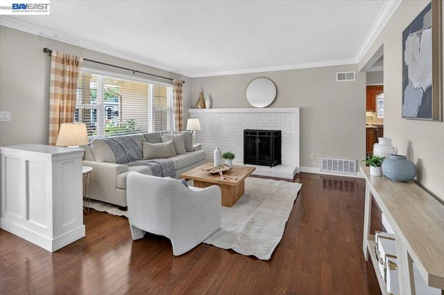 3668 Oregon Way, Livermore, CA 94550