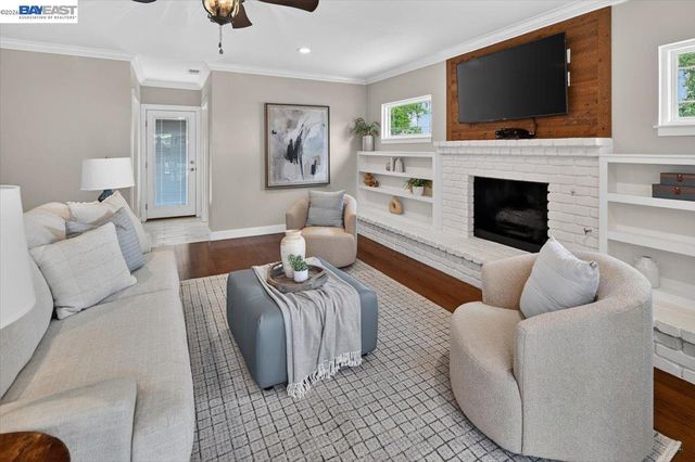 3668 Oregon Way, Livermore, CA 94550