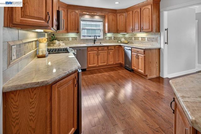 3668 Oregon Way, Livermore, CA 94550