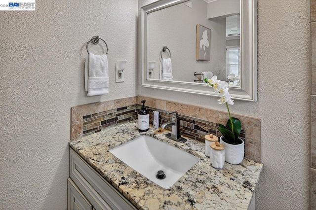 3668 Oregon Way, Livermore, CA 94550