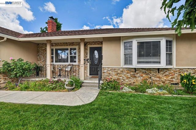 3668 Oregon Way, Livermore, CA 94550